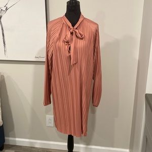 Zara pussy bow rose dress